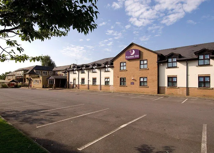 Premier Inn Premier Inn Cardiff West